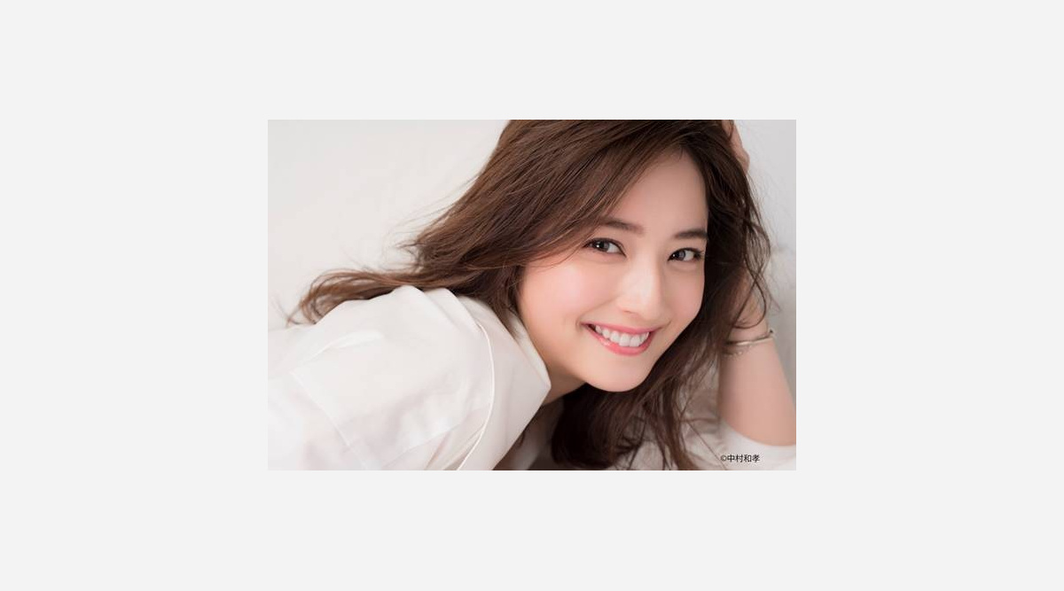 佐々木希 24時間tv 笑点コーナーに出演 テツトモとの生演芸 大喜利の座布団運び初挑戦 緊張しています Oricon News 佐々木希 24時間tv 笑点コーナーに出演 テツトモとの生演芸 大喜利の座布団運び初挑戦 緊張しています Oricon News