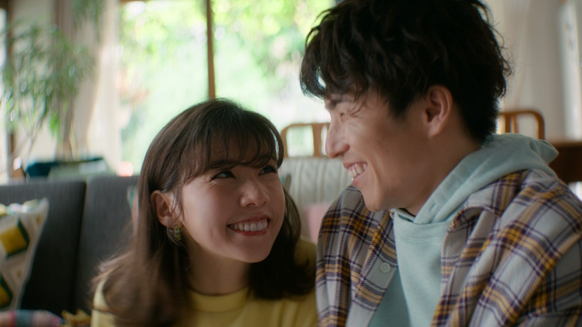 仲里依紗 夫 中尾明慶を頼もしそうに見つめる Cm共演でリアル夫婦のわちゃわちゃ感 Oricon News 仲里依紗 夫 中尾明慶を頼もしそうに見つめる Cm共演でリアル夫婦のわちゃわちゃ感 Oricon News