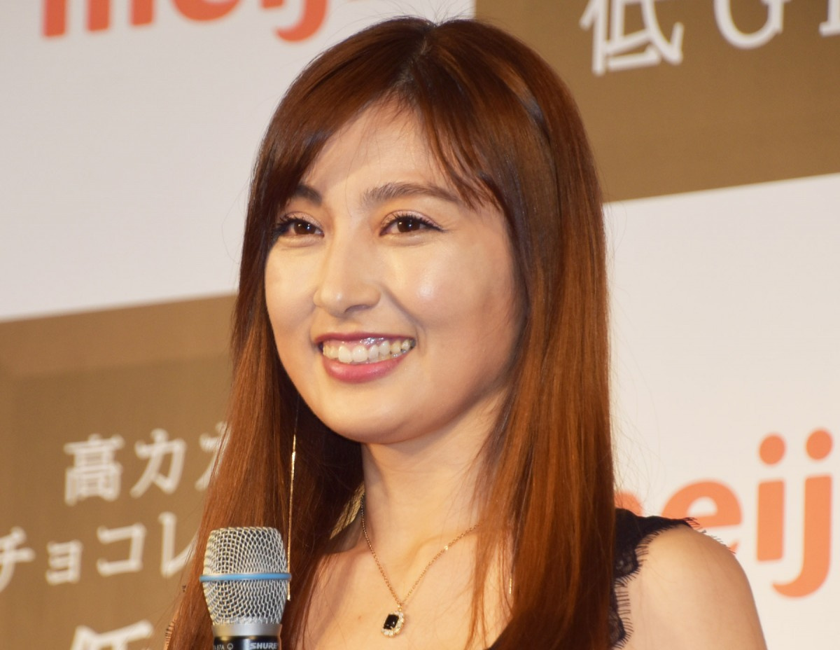 熊田曜子 美ボディあらわな温泉ショット くびれ最高 ドキドキした Oricon News