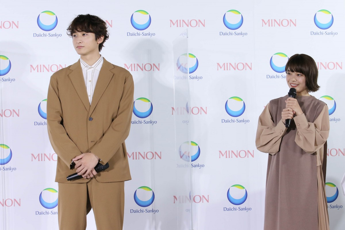 岸井ゆきの 小関裕太 夫婦役で息ピッタリ ベージュの 優しさ コーデで登場 Oricon News 岸井ゆきの 小関裕太 夫婦役で息ピッタリ ベージュの 優しさ コーデで登場 Oricon News