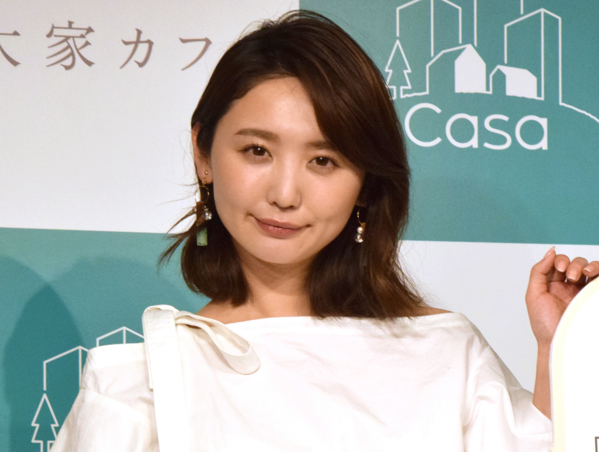 おのののか 胸元チラリなドレス姿 露出し過ぎでしょ奥さん 幸せそう Oricon News