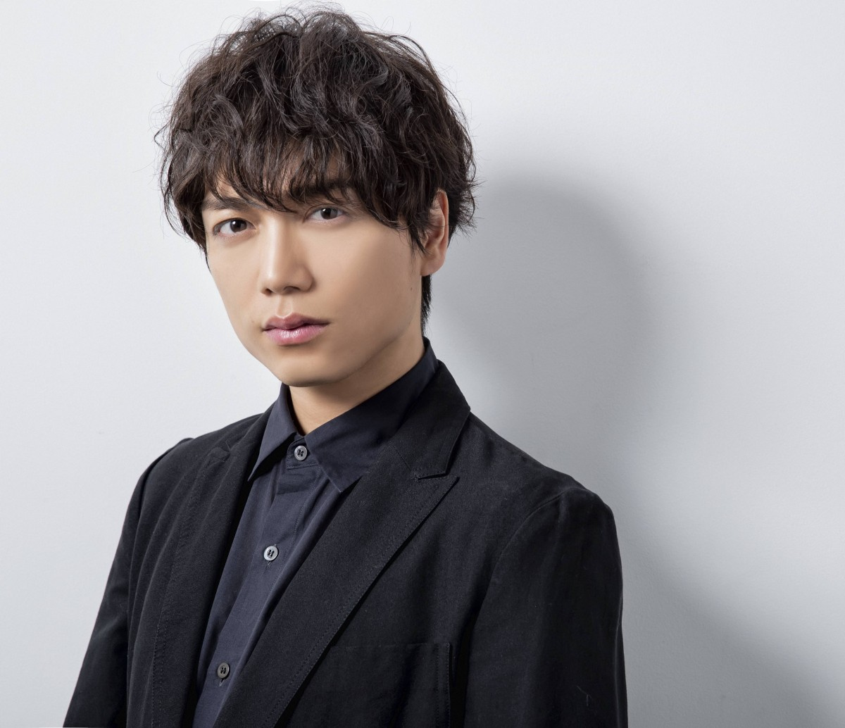 山崎育三郎 新曲は 恩師 森山直太朗が提供 朝ドラのメイク室で意気投合 Oricon News