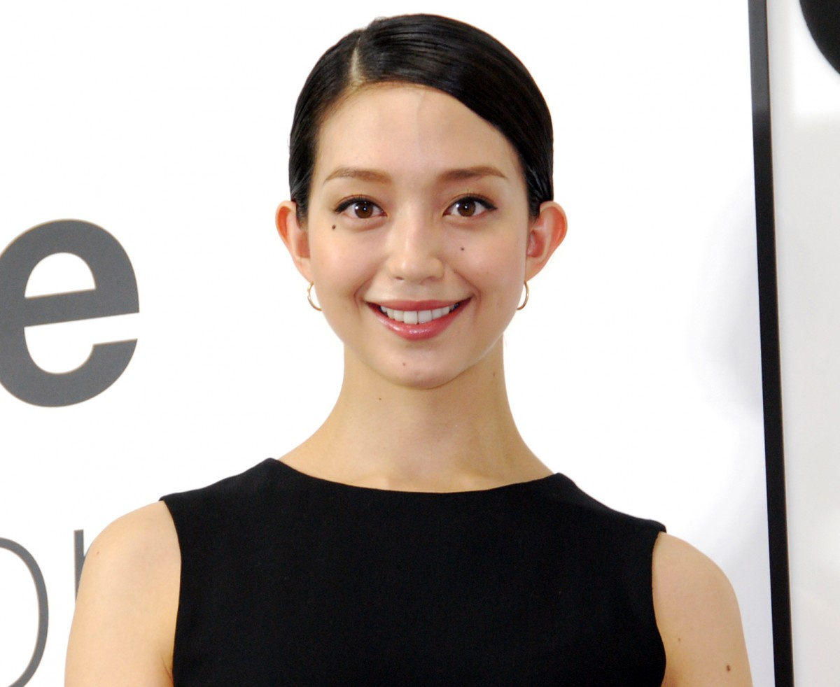 松島花 兄との2ショット公開 美男美女 キムタク似 井浦新さんかと の声 Oricon News