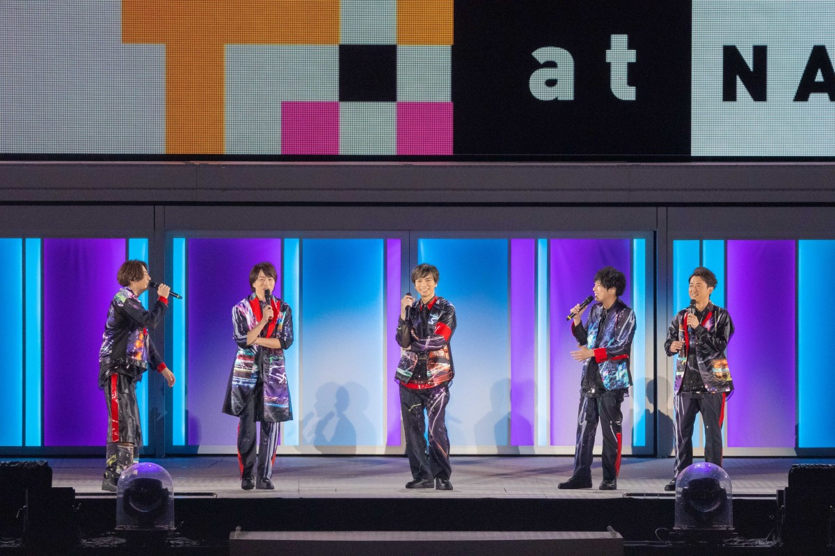 嵐 無観客の国立競技場で アラフェス 開催 規格外の演出で配信ライブ届ける Oricon News