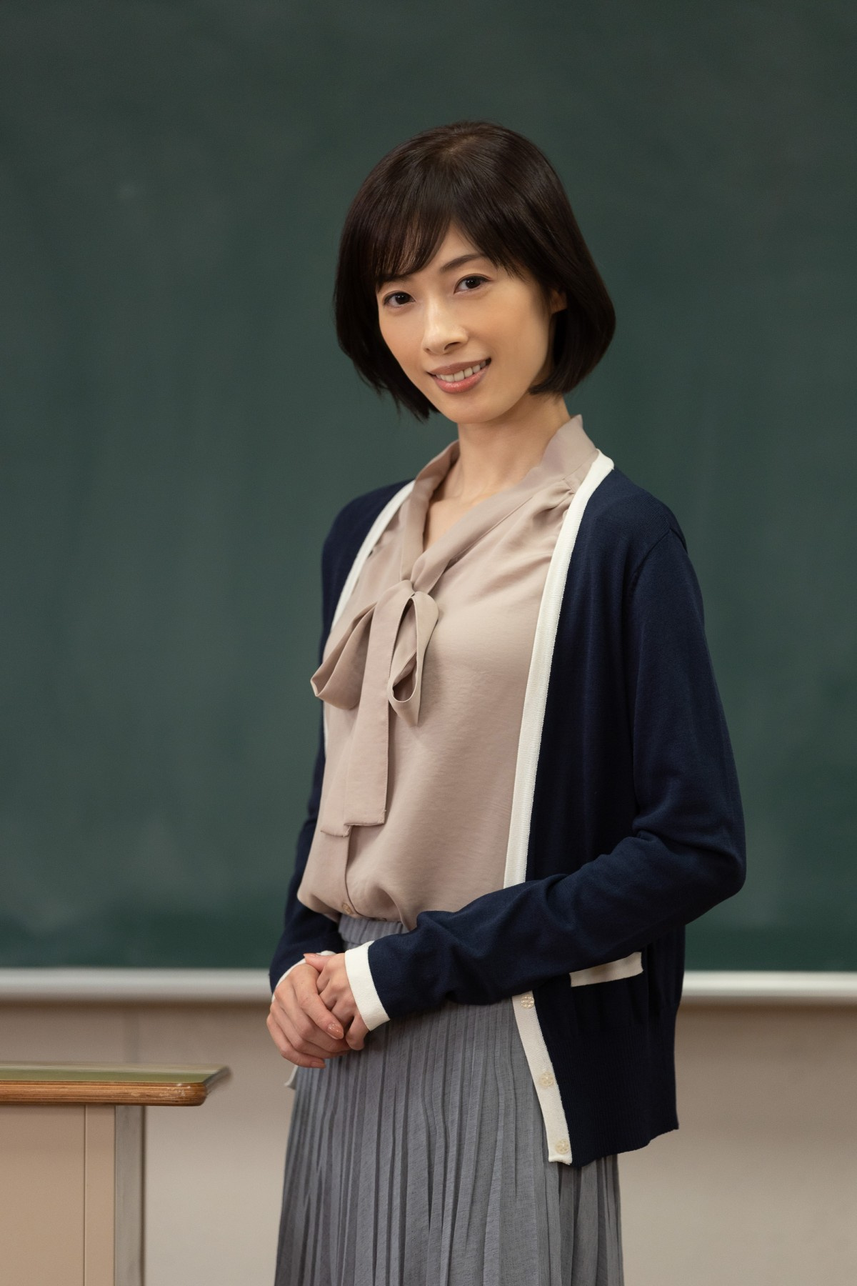 明日海りお 宝塚退団後tvドラマ初出演 青のsp 姿消した音楽教師 大きなチャンスいただいた Oricon News 明日海りお 宝塚退団後tvドラマ初出演 青のsp 姿消した音楽教師 大きなチャンスいただいた Oricon News