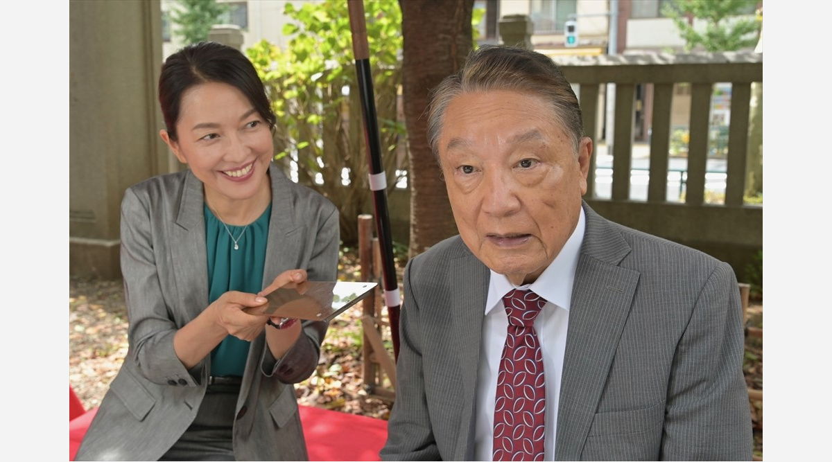 おかしな刑事 通算25作目 真飛聖 田島令子 ベルばら つながりの共演 Oricon News おかしな刑事 通算25作目 真飛聖 田島令子 ベルばら つながりの共演 Oricon News