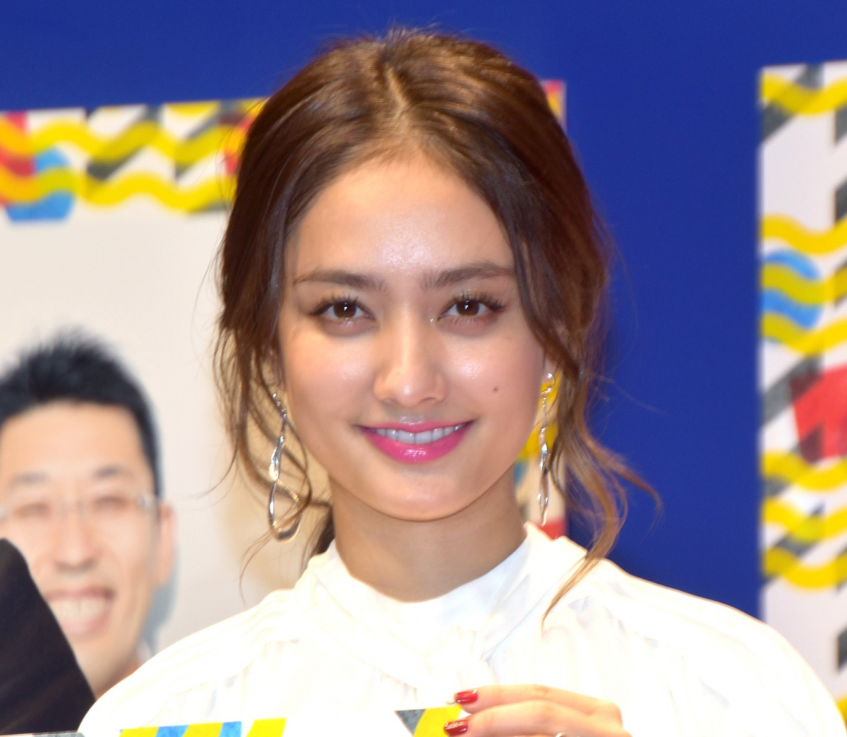 谷まりあ バスローブで胸元チラリ けしからん 色気ありすぎ Oricon News 谷まりあ バスローブで胸元チラリ けしからん 色気ありすぎ Oricon News