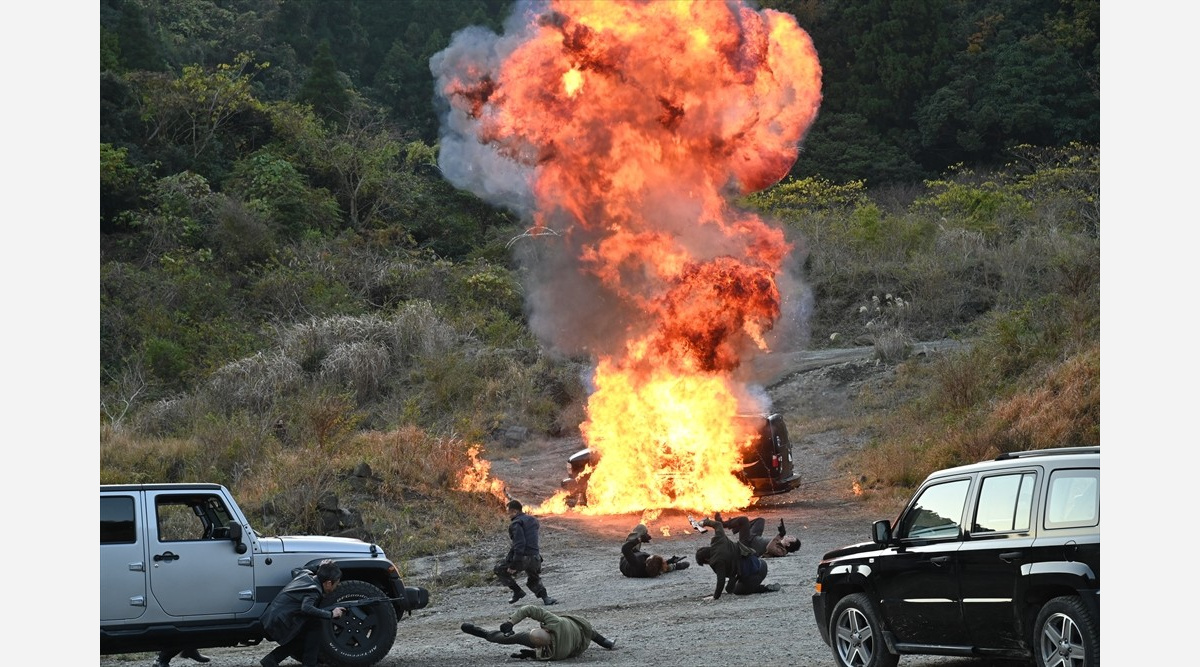 唐沢寿明主演 24japan 年内ラスト カーチェイスに銃撃戦 車も爆破 Oricon News