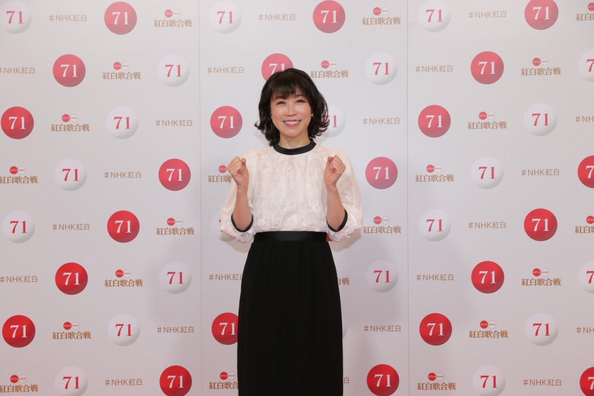 紅白リハ 水森かおり 巨大衣装復活予告 高い位置で歌います Oricon News 紅白リハ 水森かおり 巨大衣装復活予告 高い位置で歌います Oricon News