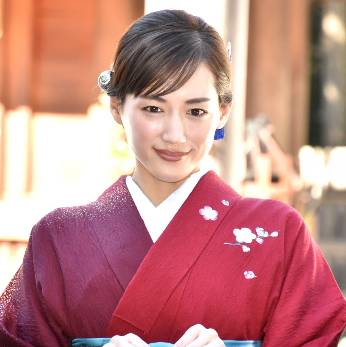 綾瀬はるか 上目づかいに自信 楽しめるようになりました Oricon News 綾瀬はるか 上目づかいに自信 楽しめるようになりました Oricon News