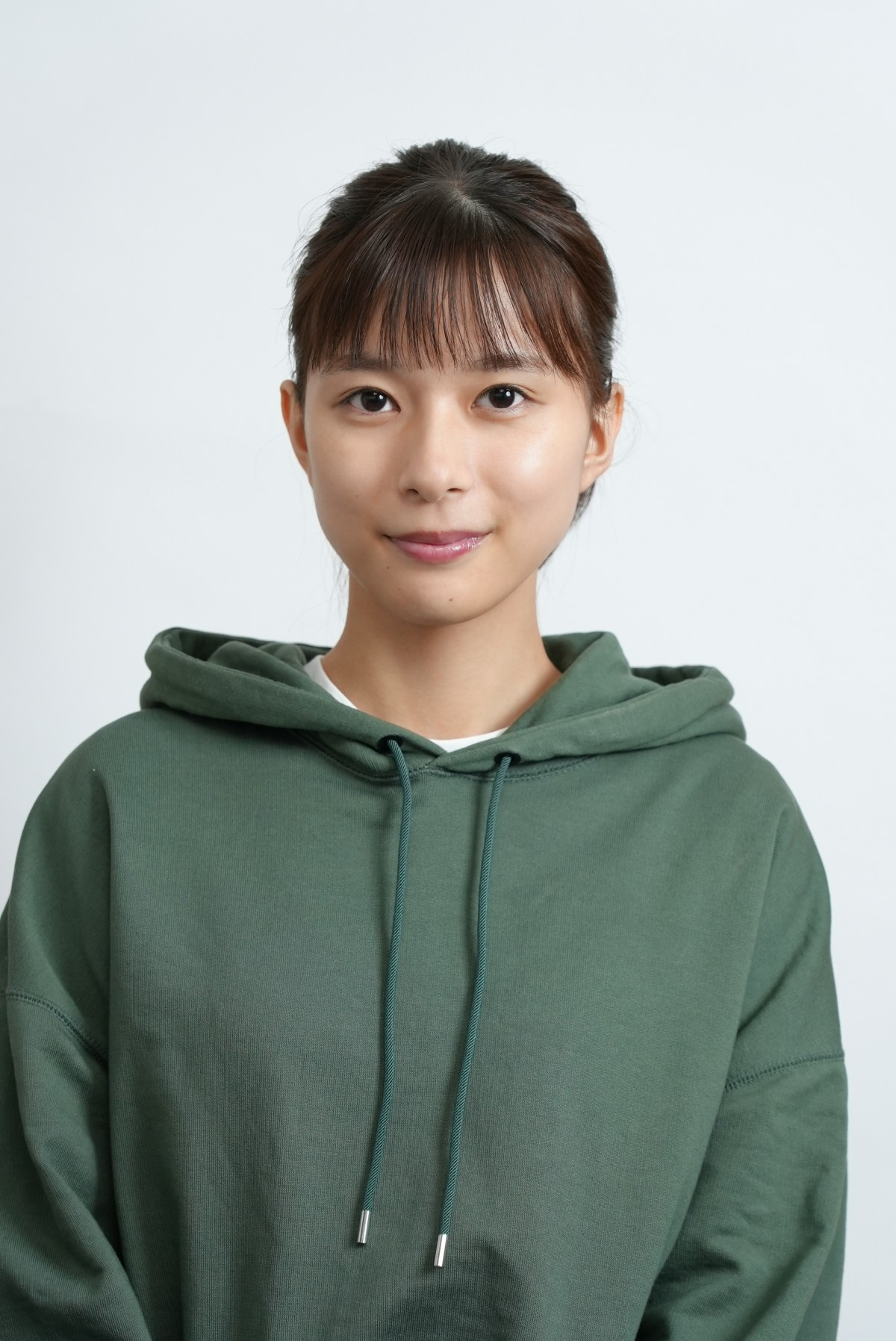 芳根京子 人気女優役で 君と世界が終わる日に 参戦 新たな生存者キャストに小久保寿人 田中道子も決定 Oricon News