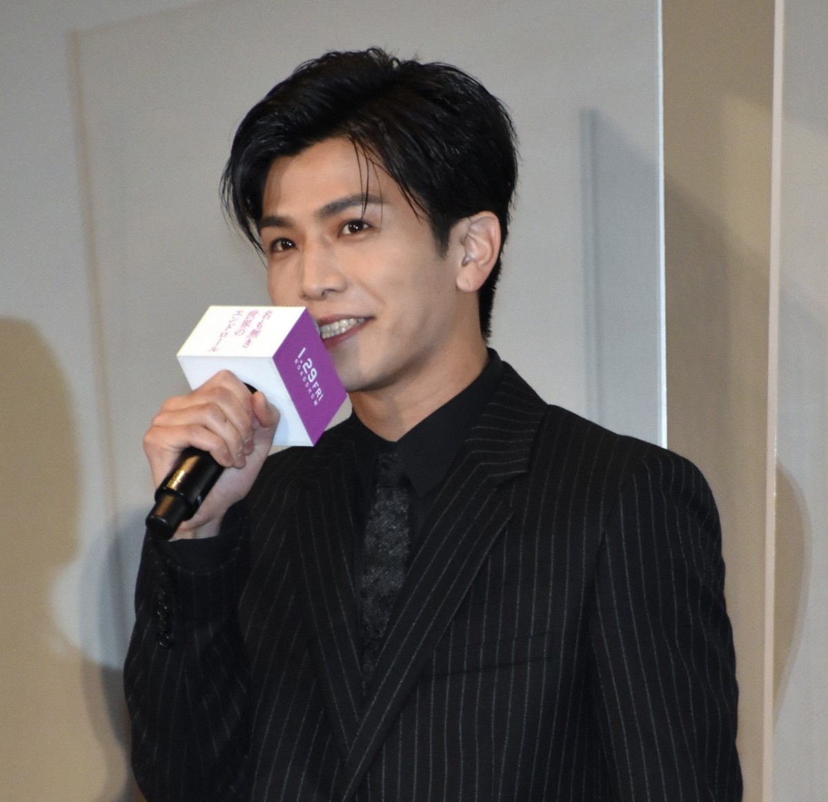 岩田剛典 ライバル作品を 異例pr こういう時代だからこそ活気付いてほしい Oricon News 岩田剛典 ライバル作品を 異例pr こういう時代だからこそ活気付いてほしい Oricon News