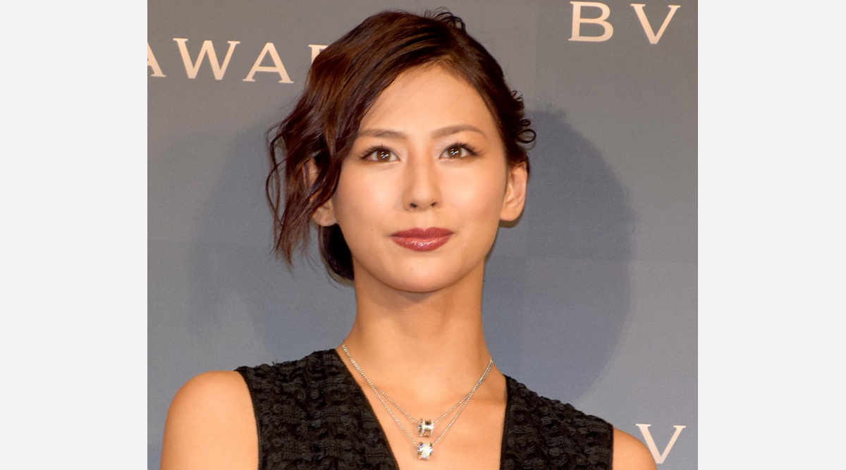 西内まりや 姉 ひろと2ショット 姉妹揃って美人すぎて目の保養 綺麗な姉妹 Oricon News 西内まりや 姉 ひろと2ショット 姉妹揃って美人すぎて目の保養 綺麗な姉妹 Oricon News