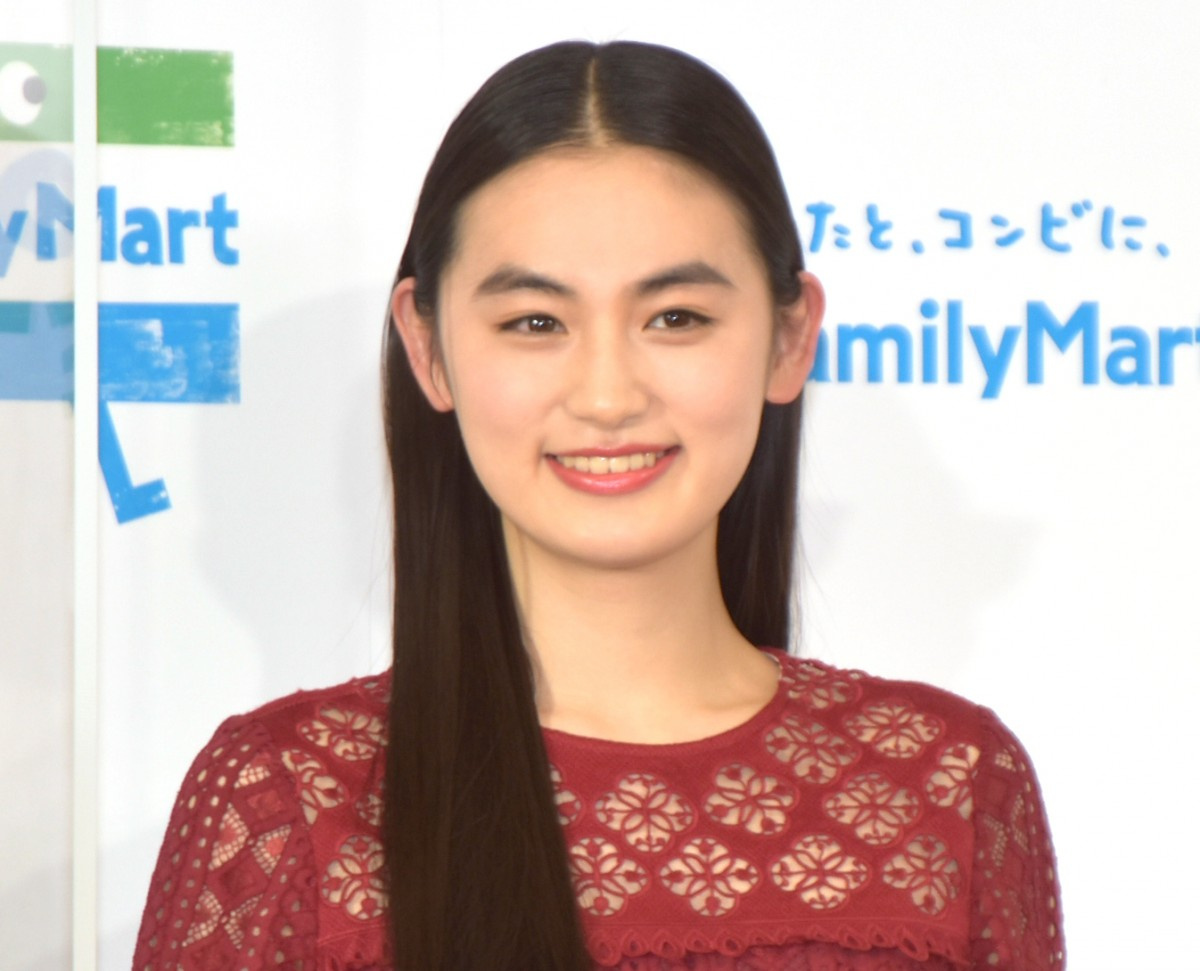 八木莉可子 ファミマのパン愛を熱弁 特にビスチョコデニッシュがお気に入り Oricon News 八木莉可子 ファミマのパン愛を熱弁 特にビスチョコデニッシュがお気に入り Oricon News