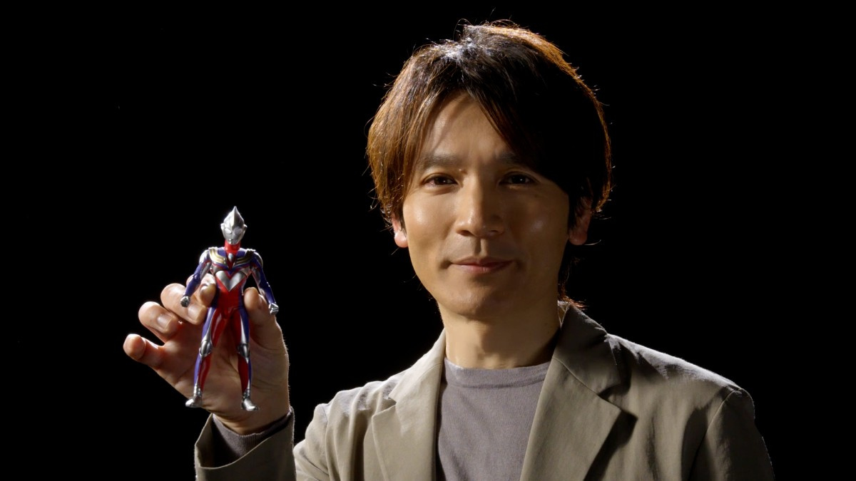 長野博 ウルトラマンティガと25年ぶり再会で 久しぶり 最終回再現のcmで再び 光 が Oricon News 長野博 ウルトラマンティガと25年ぶり再会で 久しぶり 最終回再現のcmで再び 光 が Oricon News