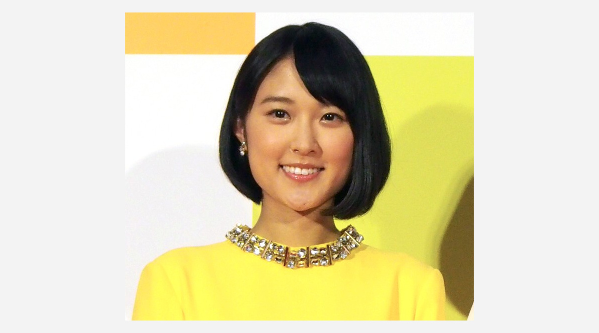 Nhk近江友里恵アナ 最後の あさイチ で涙 T字路sの歌声に感極まる Oricon News Nhk近江友里恵アナ 最後の あさイチ で涙 T字路sの歌声に感極まる Oricon News