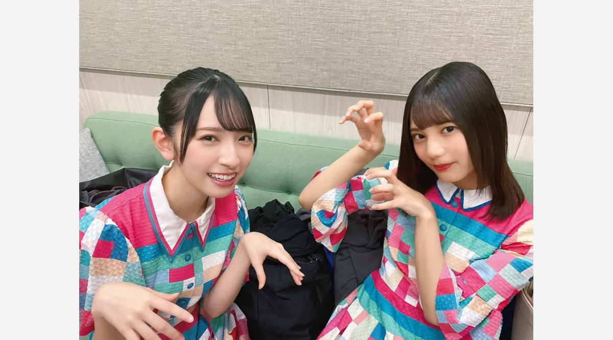 日向坂46 小坂菜緒 金村美玖の がおがおポーズ 撮影は上村ひなの 日向撮 カット公開 Oricon News 日向坂46 小坂菜緒 金村美玖の がおがおポーズ 撮影は上村ひなの 日向撮 カット公開 Oricon News