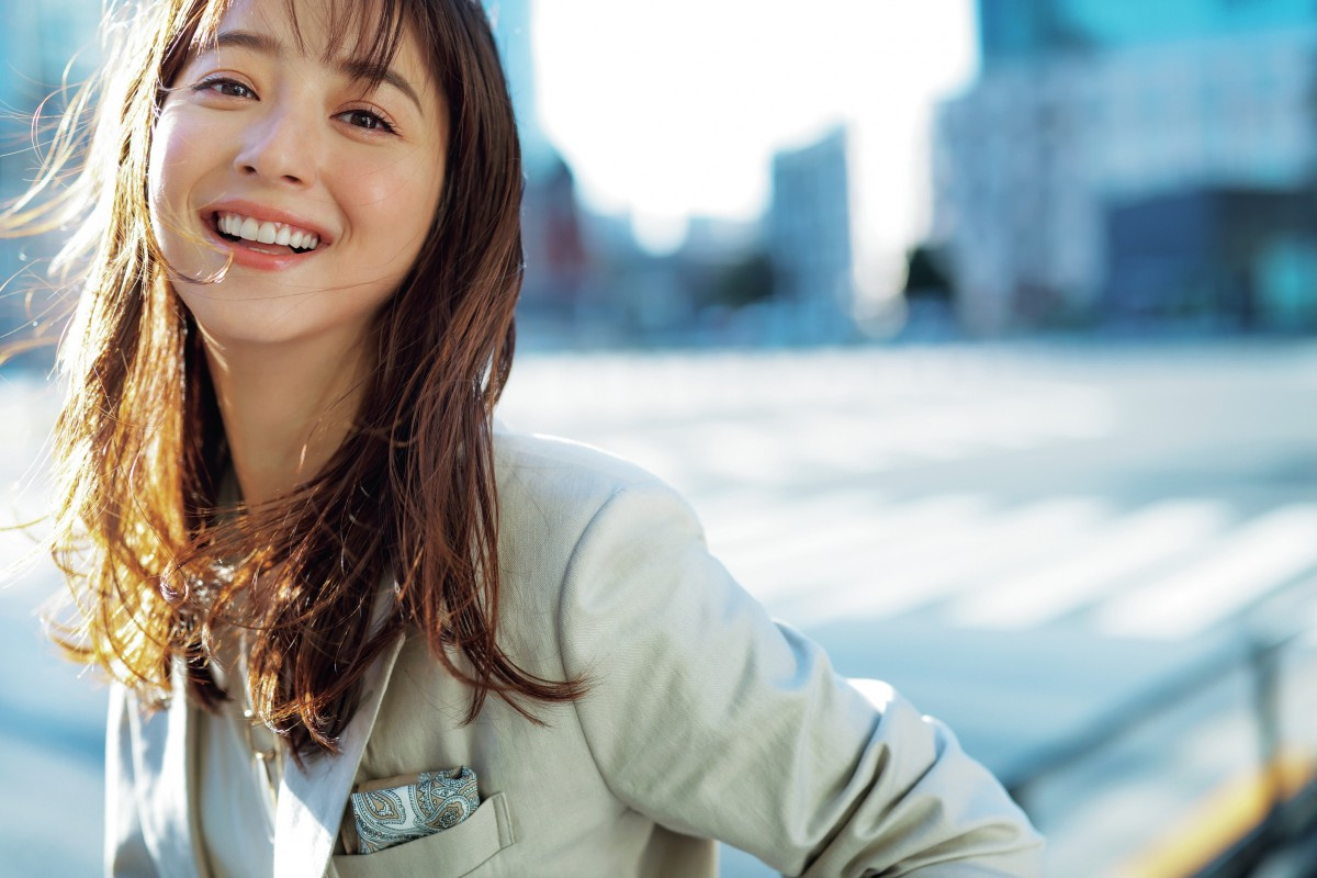 佐々木希 リニューアル Domani 新ミューズに かっこいい働く女性 で新境地 Oricon News 佐々木希 リニューアル Domani 新ミューズに かっこいい働く女性 で新境地 Oricon News