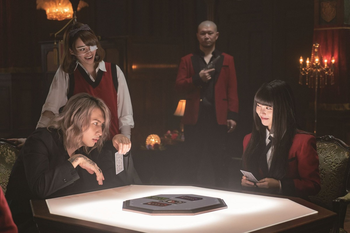 映画賭ケグルイ 浜辺美波 藤井流星の緊迫ギャンブルシーンなど一挙公開 Oricon News 映画賭ケグルイ 浜辺美波 藤井流星の緊迫ギャンブルシーンなど一挙公開 Oricon News