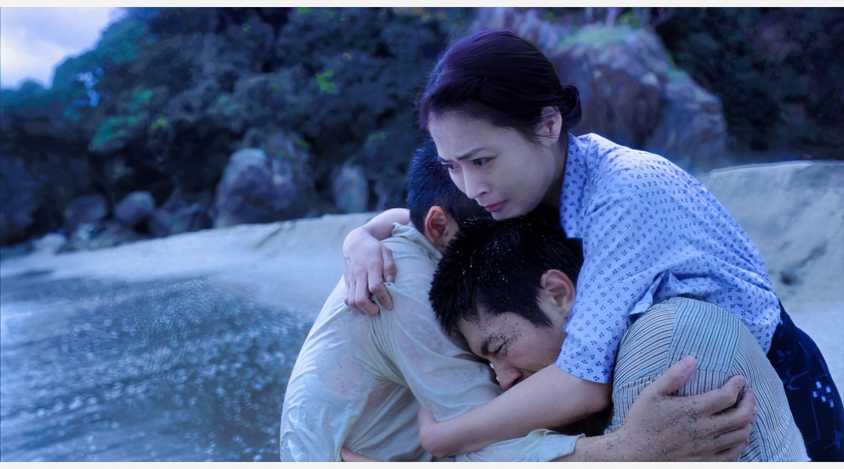 柳楽優弥 有村架純 三浦春馬 時代に翻ろうされる3人の青春 映画太陽の子 場面写真 Oricon News 柳楽優弥 有村架純 三浦春馬 時代に翻ろうされる3人の青春 映画太陽の子 場面写真 Oricon News