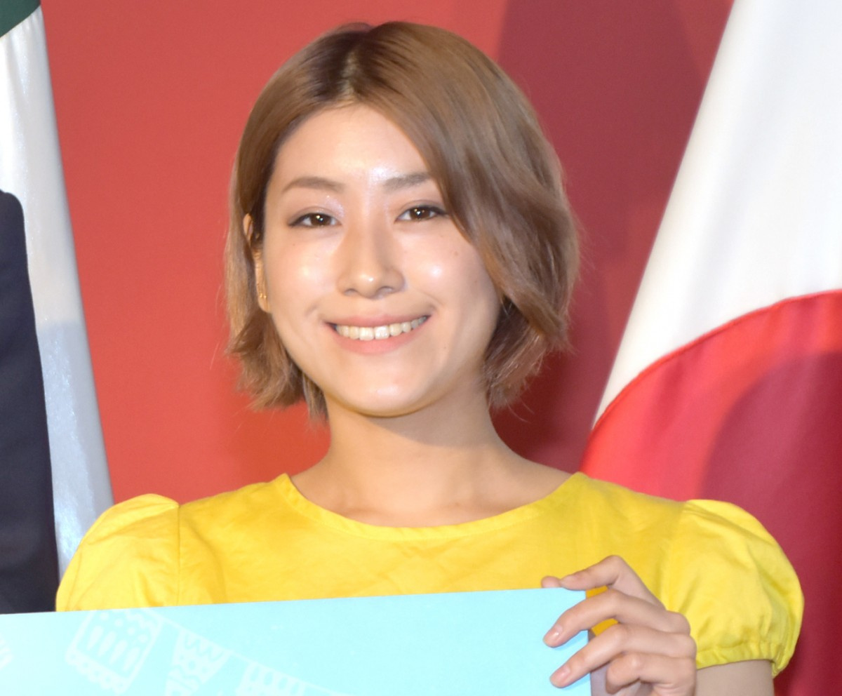 Imalu 幼少期の写真5点アップ 父 明石家さんまに 似てる 血は争えないなぁ Oricon News