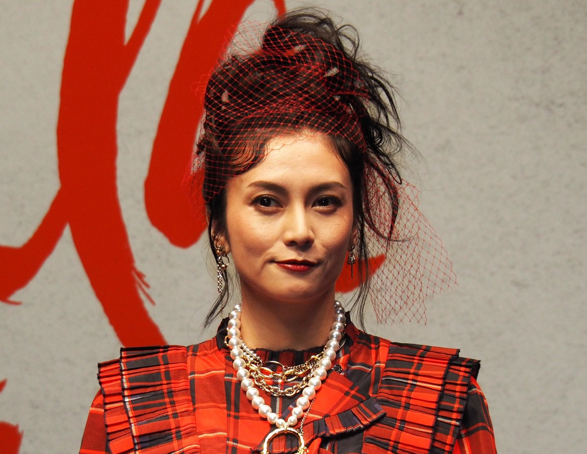 柴咲コウ クルエラのように 心の声に正直に生きていきたい Oricon News 柴咲コウ クルエラのように 心の声に正直に生きていきたい Oricon News