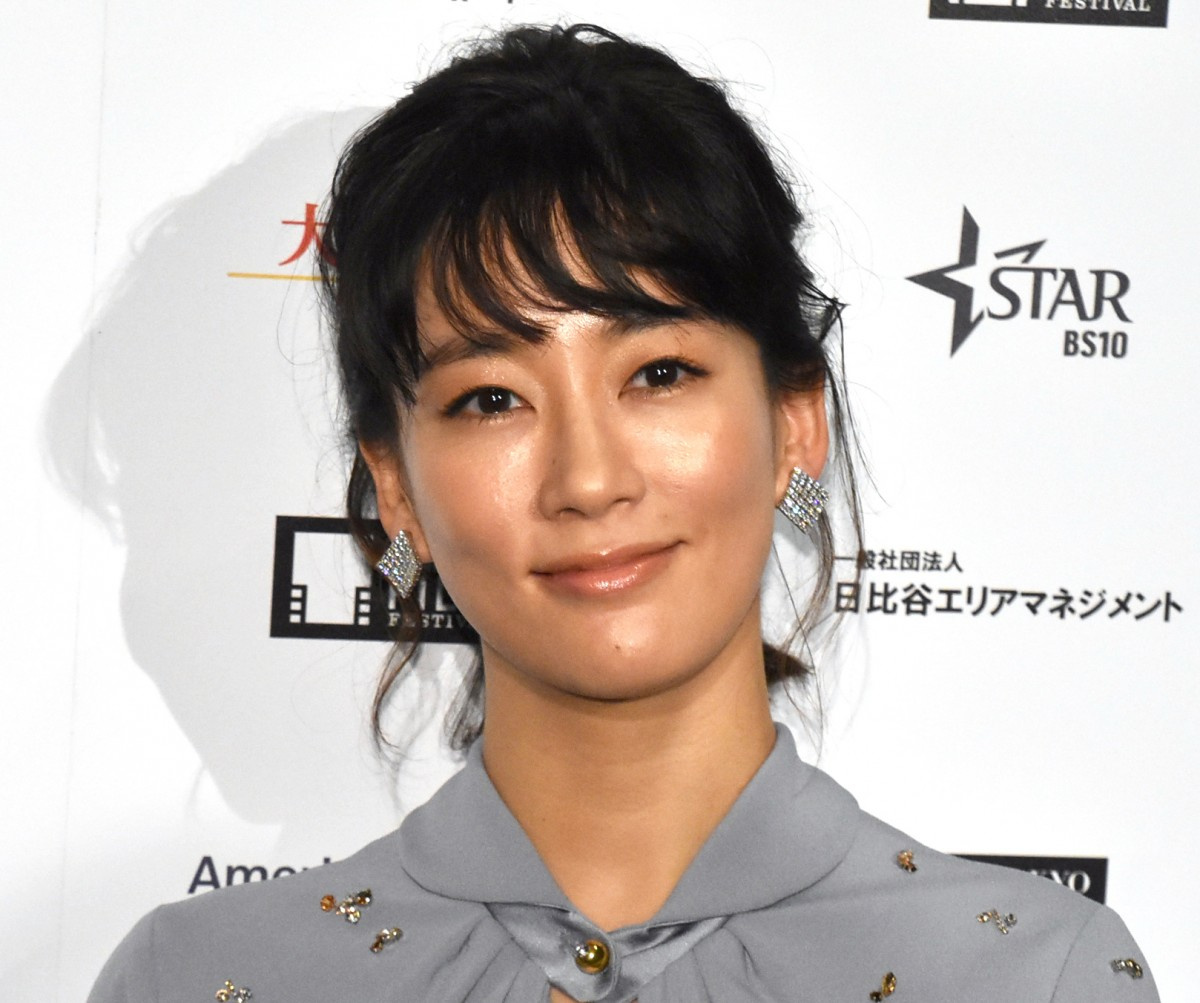 水川あさみ ロング ショートボブにイメチェン バッサリ 素敵 仲良しの近藤春菜も絶賛 Oricon News