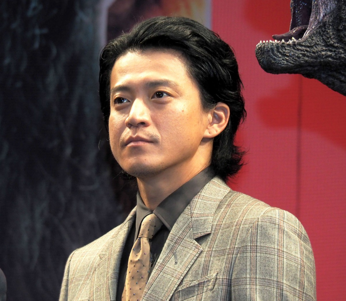 小栗旬 ハリウッド版 ゴジラ 挑戦前に渡辺謙から助言 気負わずに 胸張って Oricon News 小栗旬 ハリウッド版 ゴジラ 挑戦前に渡辺謙から助言 気負わずに 胸張って Oricon News