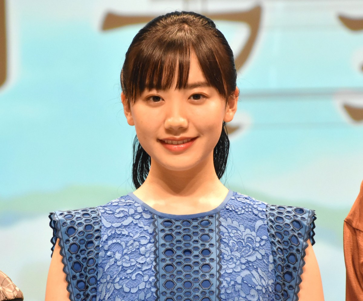 芦田愛菜 後悔しない決断法 結果は決まっている サンドウィッチマンのvtrに笑顔 Oricon News