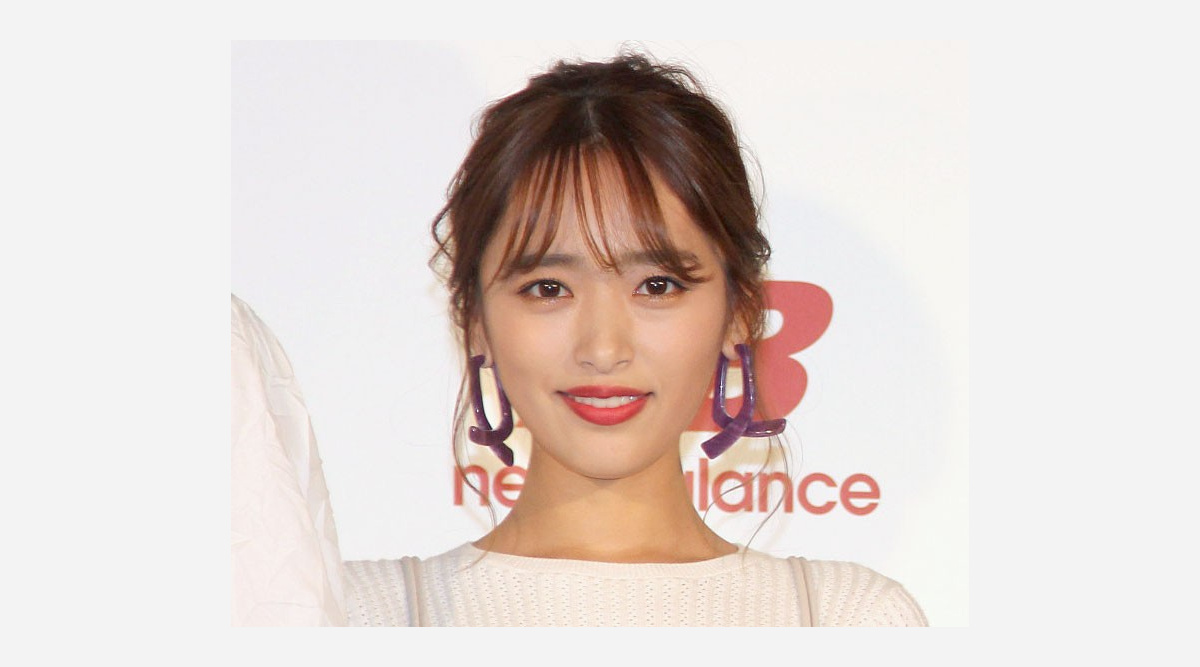 近藤千尋 太ももあらわな大胆美脚披露 ファンはメロメロ うわあああ可愛い 天使かっっ Oricon News