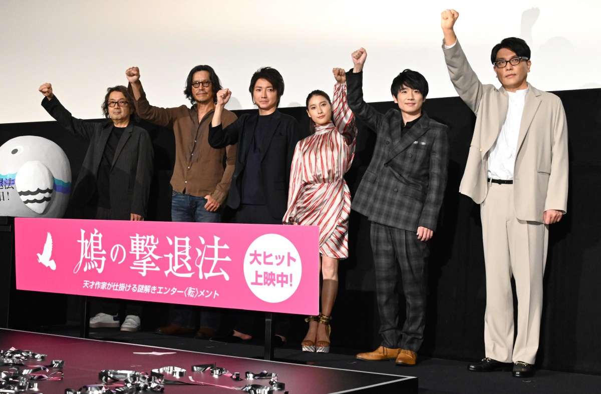 藤原竜也 主演作公開に笑顔 豪華キャストの 演技合戦 に豊川悦司も自信 Oricon News 藤原竜也 主演作公開に笑顔 豪華キャストの 演技合戦 に豊川悦司も自信 Oricon News