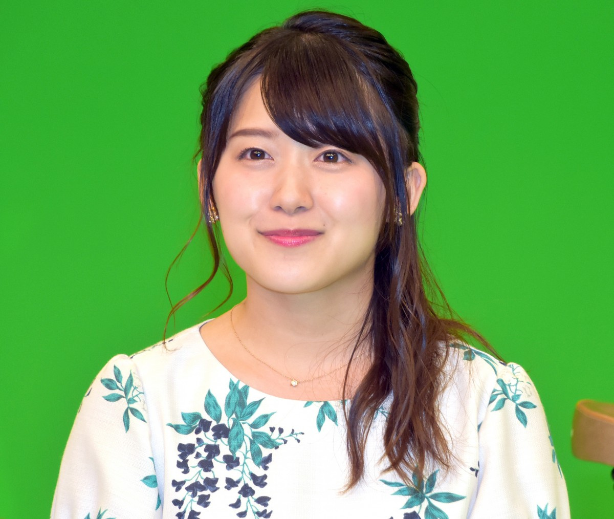 尾崎里紗アナ 髪31センチ以上カットでショートにイメチェン 人生で一番短いような気がします Oricon News