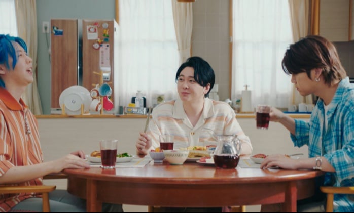 Mrs. GREEN APPLE、新曲「breakfast」は3年ぶりダンスMV