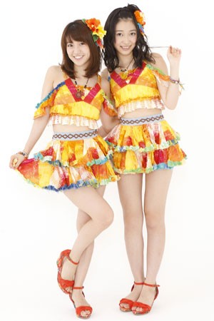 AKB48 Not yet 大島優子 指原莉乃 横山由依 北原里英　サイン入写真 Not yetが“ギリギリ新年会”開催 優子・指原・北原・横山の4