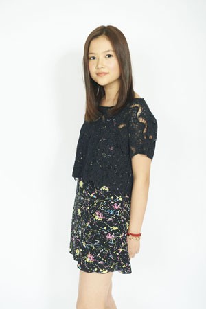 �������L  (�B�e�F���c �@�F)