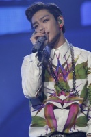 wBIGBANG ALIVE TOUR 2012 IN JAPANxT.O.P