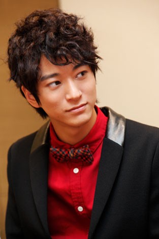 ��K���ӂ݁����J�������󍁍q��@�f��w���̋��T�x�C���^�r���[�i�ʐ^�F�ЎR�悵���j<br>�ˁ@