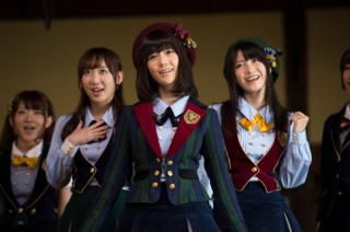 AKB 永遠プレッシャー 通常 生写真 Amazon.co.jp: AKB48公式生写真 永遠プレッシャー 通常盤【内田眞由美