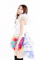 哇Dq@fwDOCUMENTARY OF AKB48 NO FLOWER WITHOUT RAIN@͗܂̌ɉHxC^r[iʐ^FЎR悵j<br>ˁ@