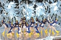 AKB48 `[4