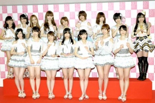 AKB48史上最大規模のコンサートと総選挙、熱い1日が映像化
