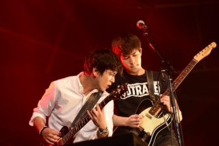 CNBLUE - CNBLUE ジョンシン ツアー中チェキ CNBLUE - CNBLUE ジョンシン ツアー中チェキの通販 by s's shop