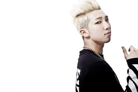 �h�e���N�c�iBTS�j��RAP MONSTER�i���b�v�����X�^�[�j