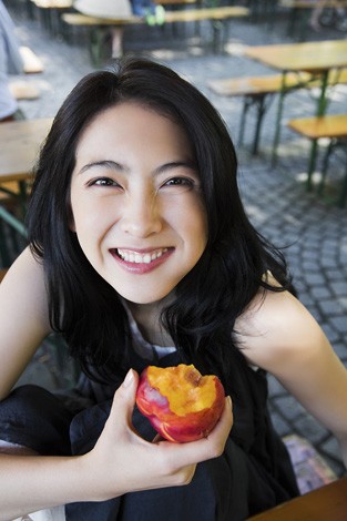 �t�@�[�X�g�ʐ^�W�w�`���܂ꂽ�Ă̎��`�m�p����x�i�u�k�Ђ�蔭�����j���