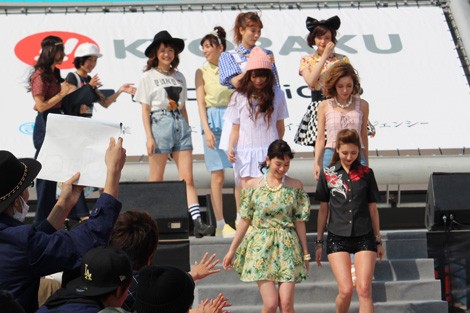 lCfAAChA|lR{r[`Xe[Wł̃t@bVV[ugCChGIRLS UP! Xe[WvJÂꂽ