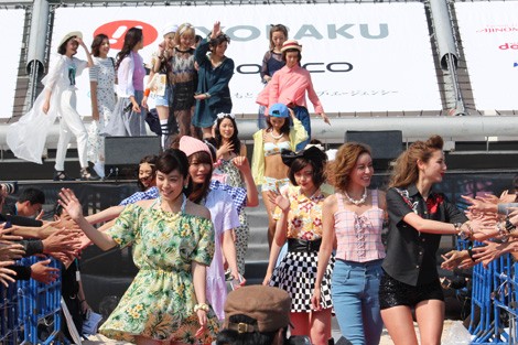 lCfAAChA|lR{r[`Xe[Wł̃t@bVV[ugCChGIRLS UP! Xe[WvJÂꂽ