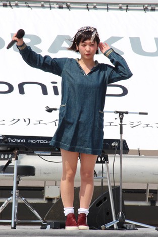 lCfAAChA|lR{r[`Xe[Wł̃t@bVV[ugCChGIRLS UP! Xe[WvJÂꂽ