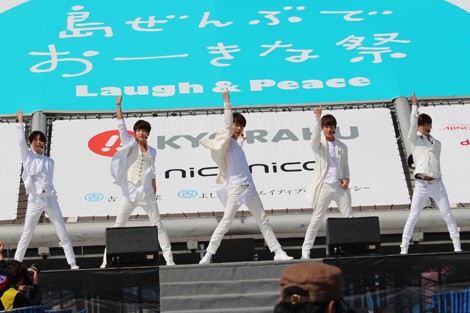 lCfAAChA|lR{r[`Xe[Wł̃t@bVV[ugCChGIRLS UP! Xe[WvJÂꂽ