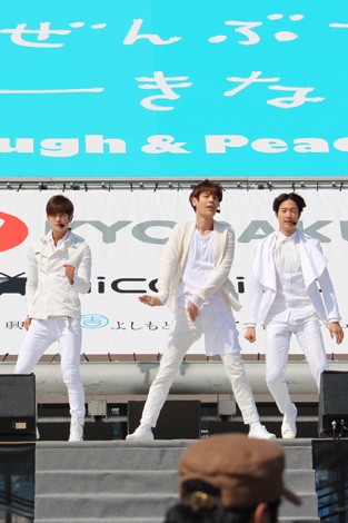 lCfAAChA|lR{r[`Xe[Wł̃t@bVV[ugCChGIRLS UP! Xe[WvJÂꂽ