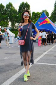 �t�����W�����s�[�X�ɃX�|�[�c�A�C�e�����v���X